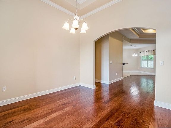 4th image of 900 Legacy Oaks Dr