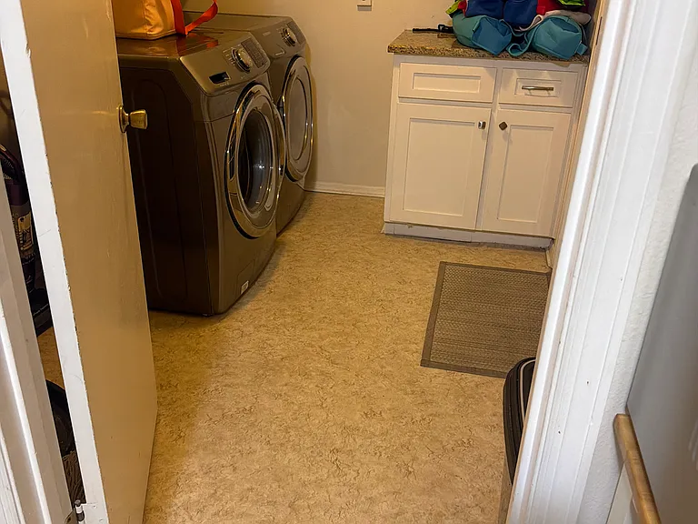 326 S Union Ave — Photo 2