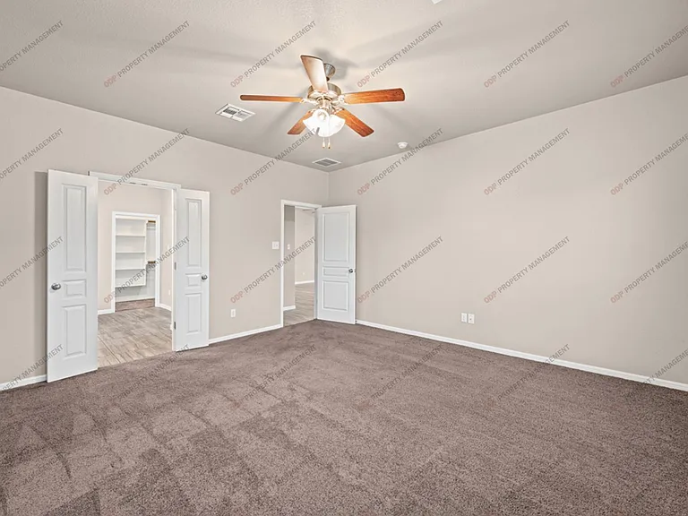 5620 Blackstone Dr — Photo 17