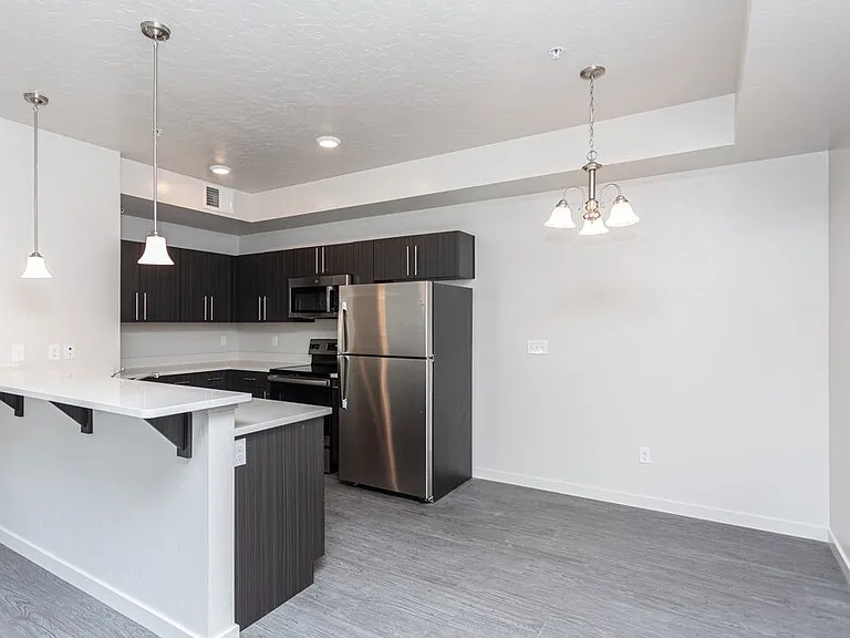 Quail Point Apartments — Photo 29
