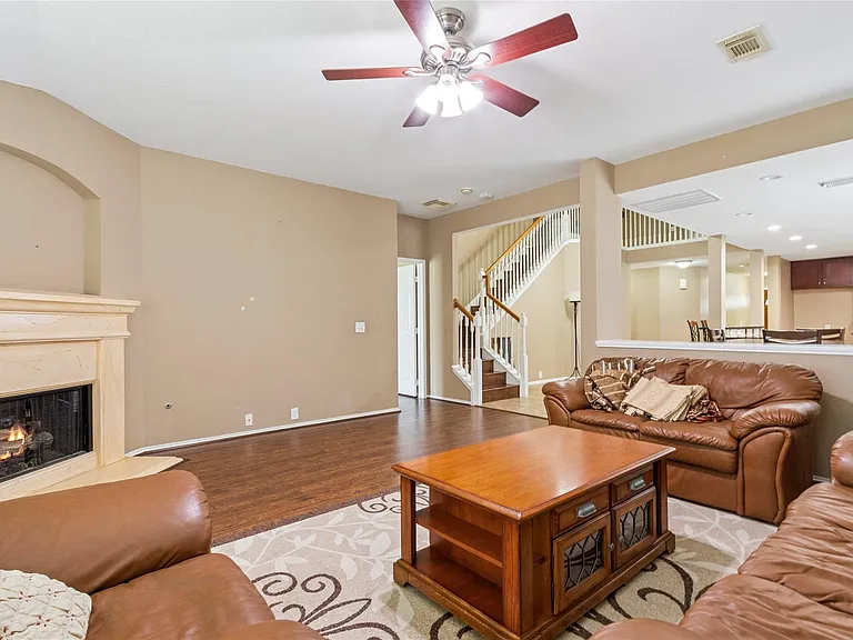 10306 Logan Bridge Ln — Photo 9