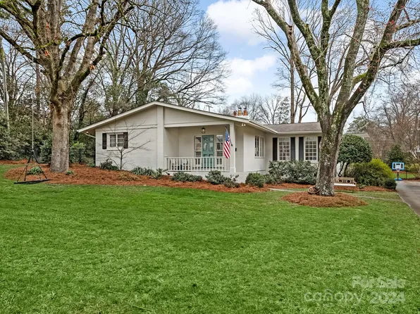 2419 Danbury St, Charlotte, NC 28211