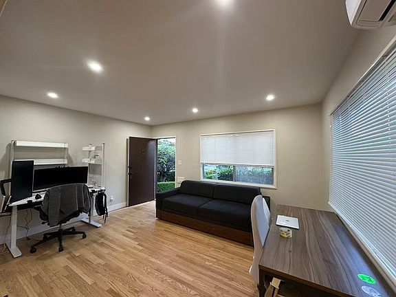 4th image of 231 Paul Ave