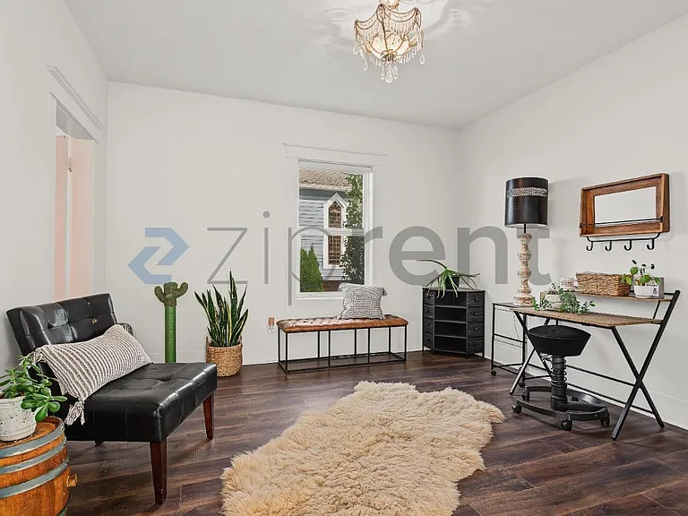 185 E Lincoln St — Photo 19