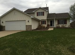 807 Bohemia St, New Prague, MN 56071