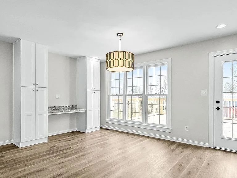 400 Newman Way — Photo 13