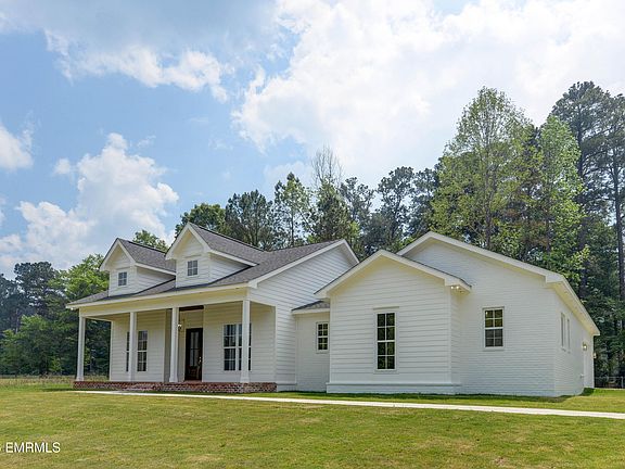 3rd image of 8461C King Rd