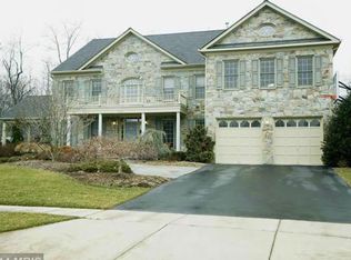 10123 Lakestone Pl, Rockville, MD 20850