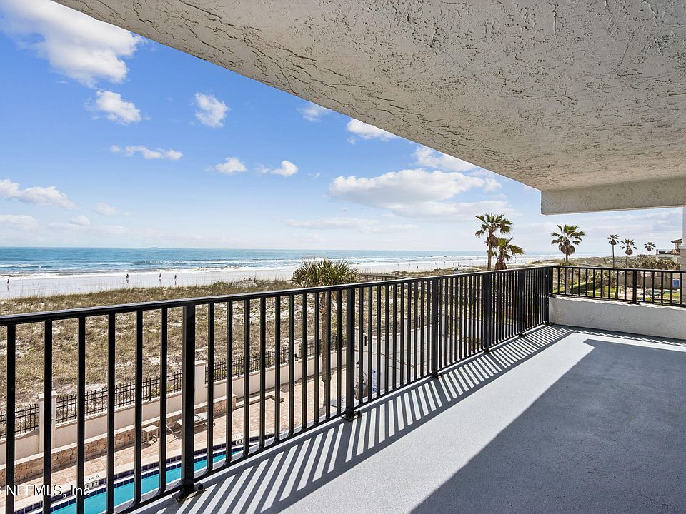 1st image of 275 1ST Street S #304