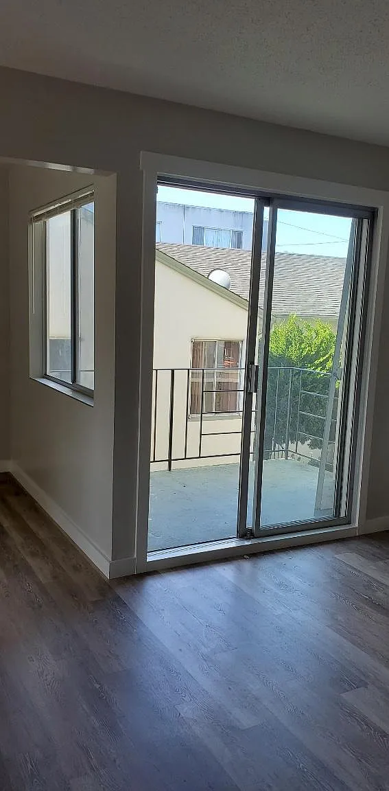 1 bed, 525 sqft, $1,975 — Photo 4