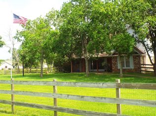 17702 Willow Pond Dr, Alvin, TX 77511
