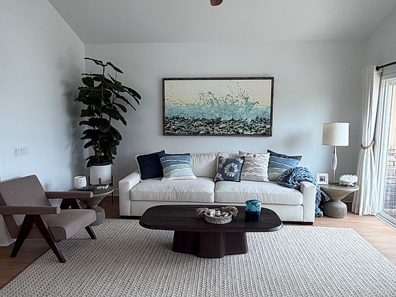 Perfect family beach vacation home! All new furnishings and paint!