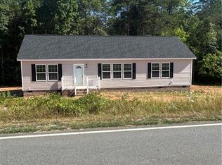 1519 Hoots Rd, Yadkinville, NC 27055