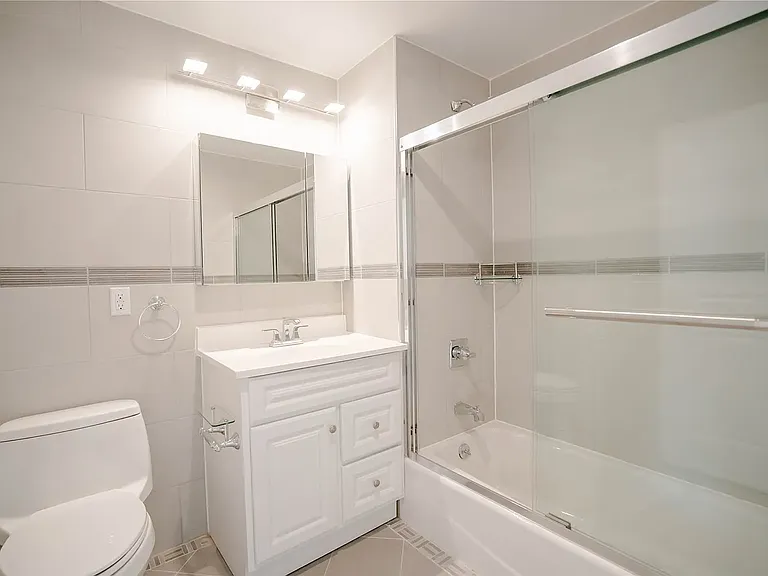 109-15 72nd Rd #3D — Photo 3