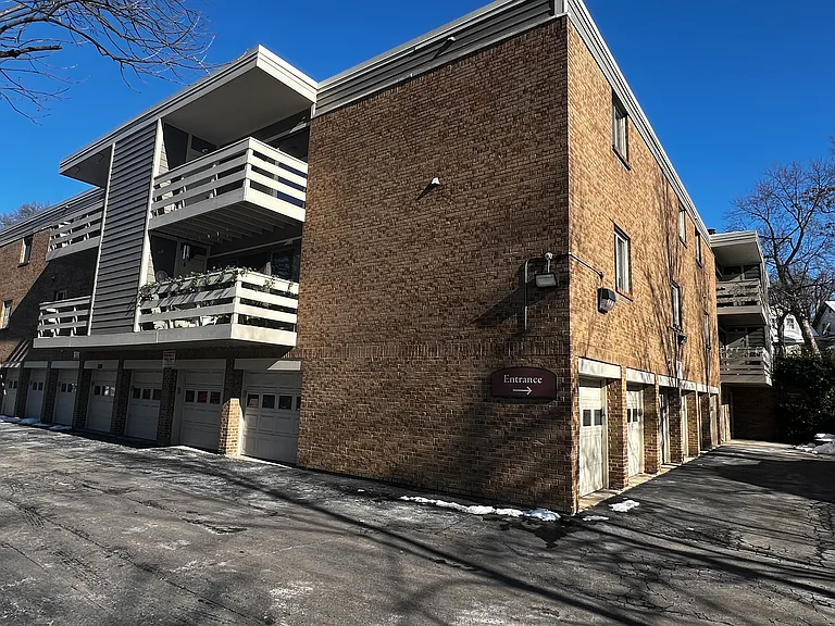 3201 Erie Ave #5 — Photo 11