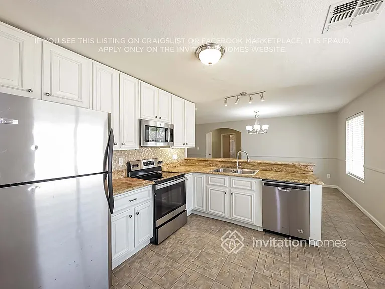 601 W Oraibi Dr — Photo 6