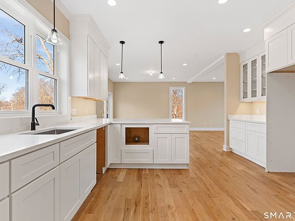 4th image of 50 Birdseye Road