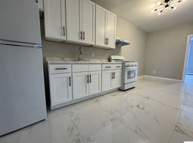 62 Cambridge Ave