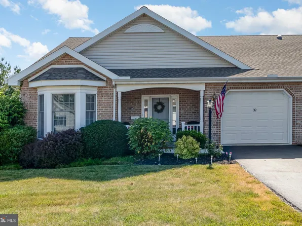 32 Blue Mountain Vis, Mechanicsburg, PA 17050