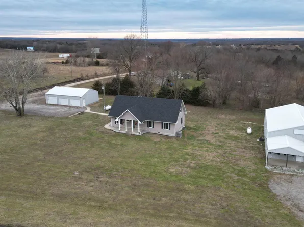 430 Lewis Dr, Syracuse, MO 65354