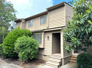200 Saint Mark Ct, Wilmington, NC 28409