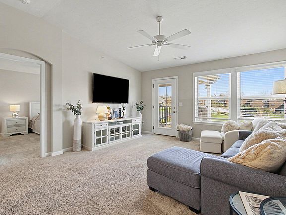 3rd image of 2504 Crosshill Dr