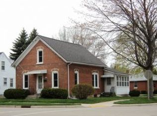 1121 George St, De Pere, WI 54115