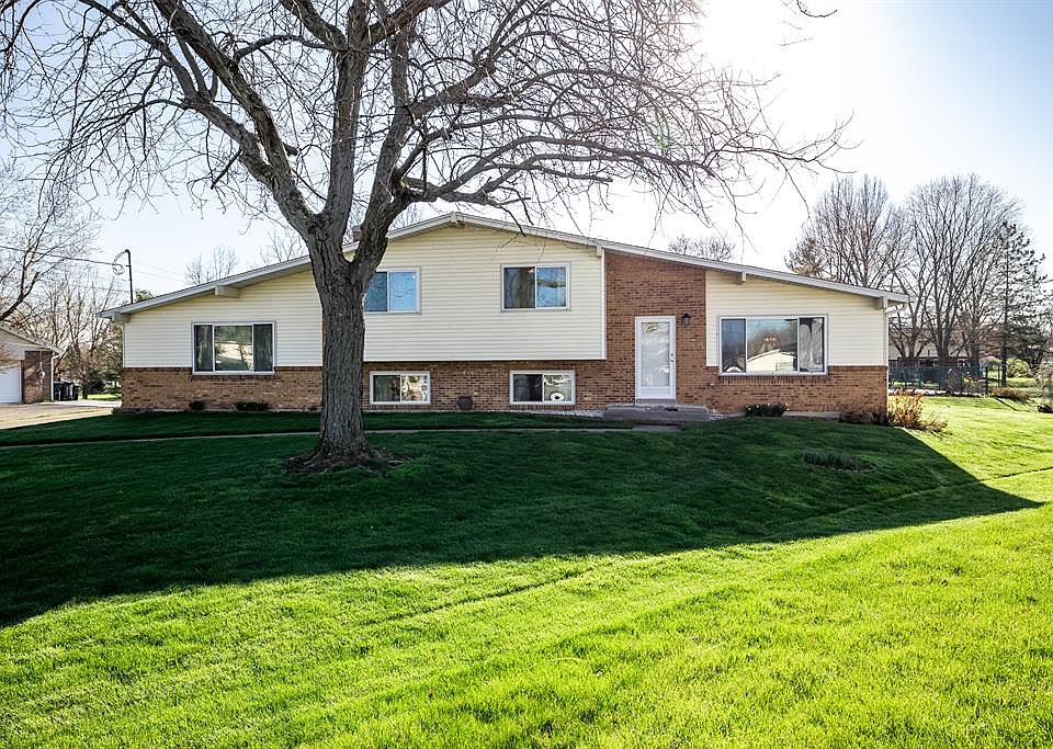 1st image of 7699 Sussex Ct