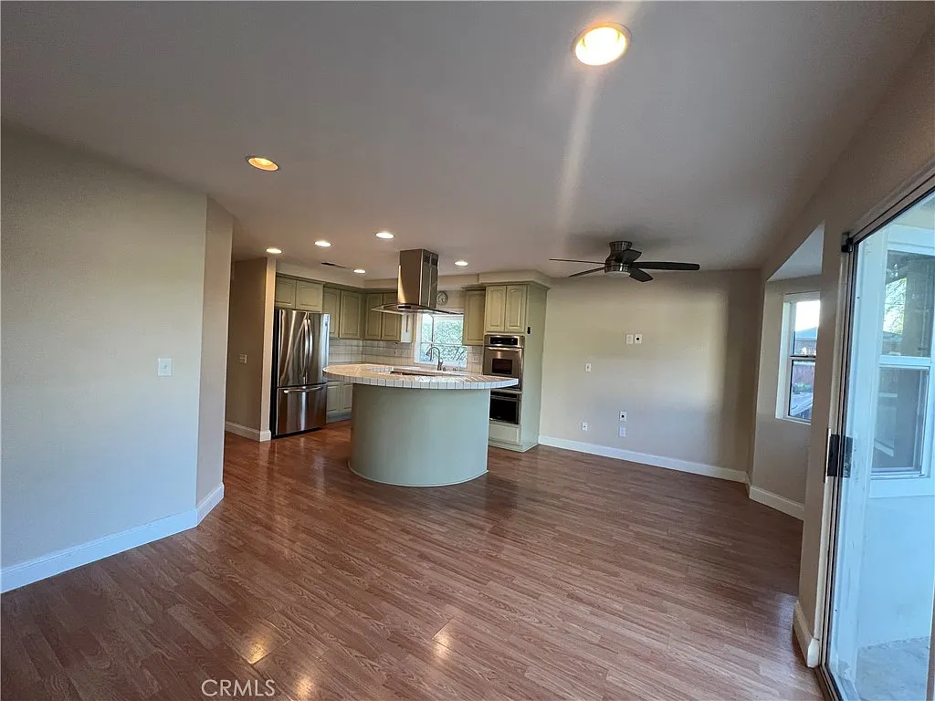 Building Photo - 1317 W Fern Dr