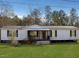 26120 Quail Ridge Cir, Perkinston, MS 39573