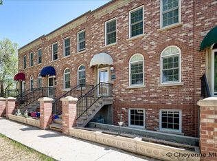 5434 Sunset Dr, Cheyenne, WY 82009
