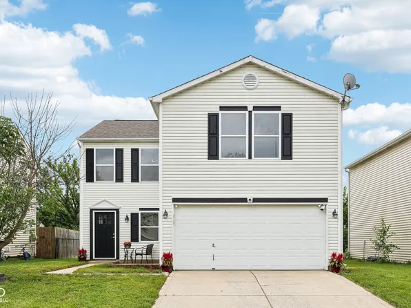 2545 Harvest Moon Dr, Greenwood, IN 46143