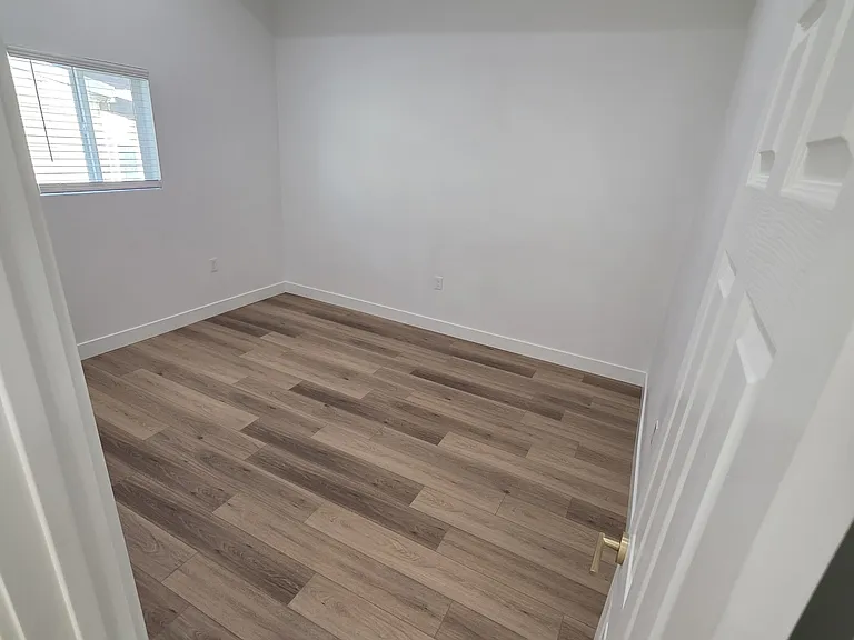 2736 Grant Ave — Photo 15