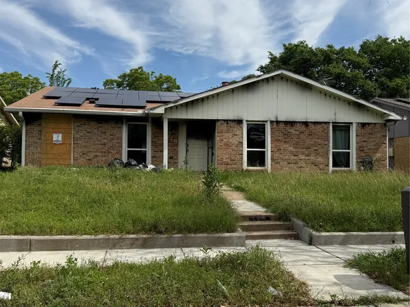 718 Edelweiss Dr, Grand Prairie, TX 75052