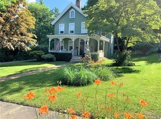 65 Pearl St, Nelsonville, NY 10516