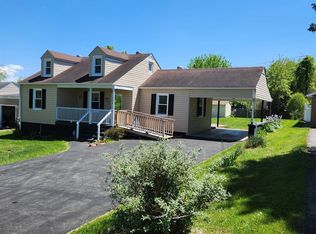 7494 Ridge Rd, Radford, VA 24141