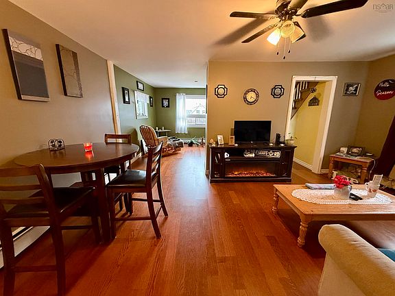 5th image of 6 Chestnut St