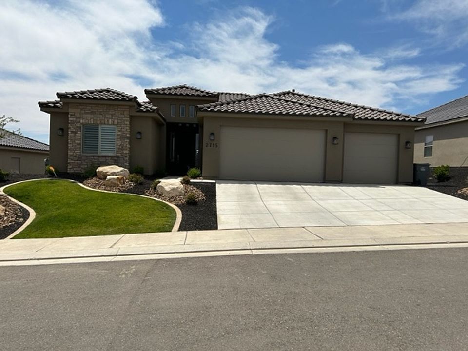 1st image of 2715 W Trasimeno Dr