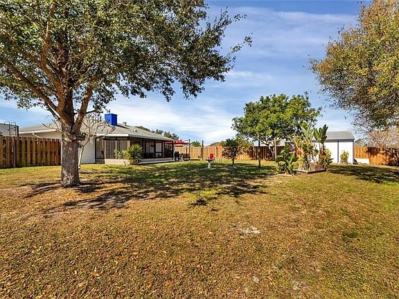 2nd image of 4999 Reagen Way