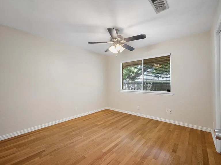 10102 Missel Thrush Dr — Photo 33
