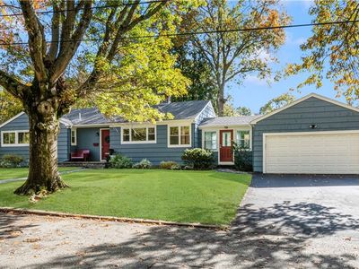 6 Conway Dr, Barrington, RI, 02806