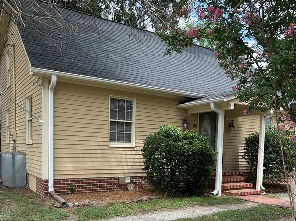 110 N Broad St, Pendleton, SC 29670