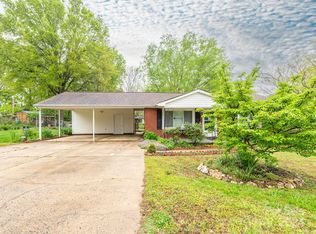 1041 Rockland Cir SW, Concord, NC 28027