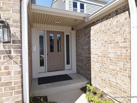 2nd image of 207 Auburn Ct