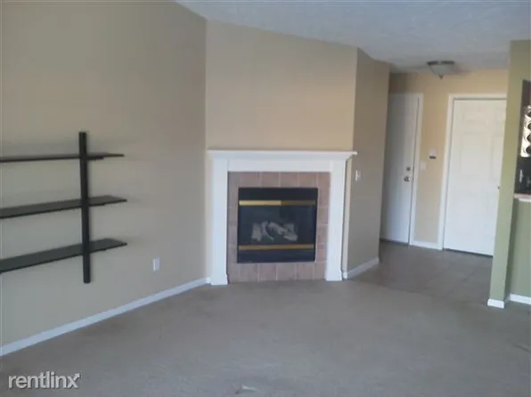 210 Carom Cir, Mason, MI 48854
