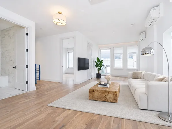 56 Frost Street image 1 of 12