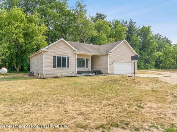 4931 Freeman Rd, Eaton Rapids, MI 48827