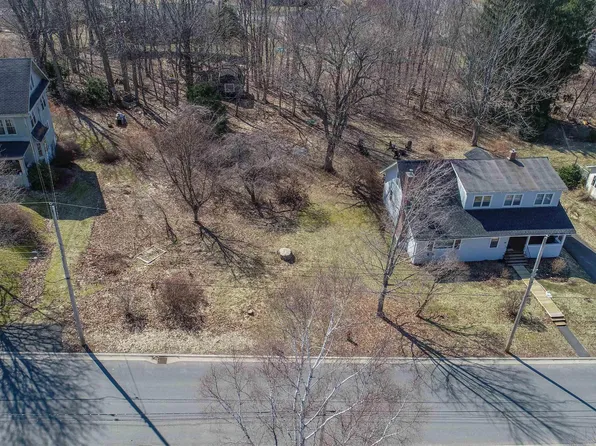 8 Kent Ave, Wolfville, NS B4P 1V1