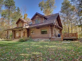 18871 Moore Rd, Thompsonville, MI 49683