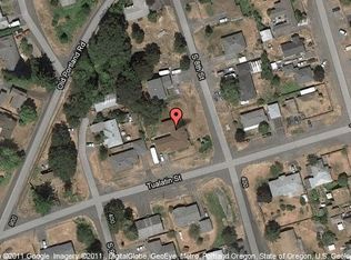 820 Tualatin St, Saint Helens, OR 97051
